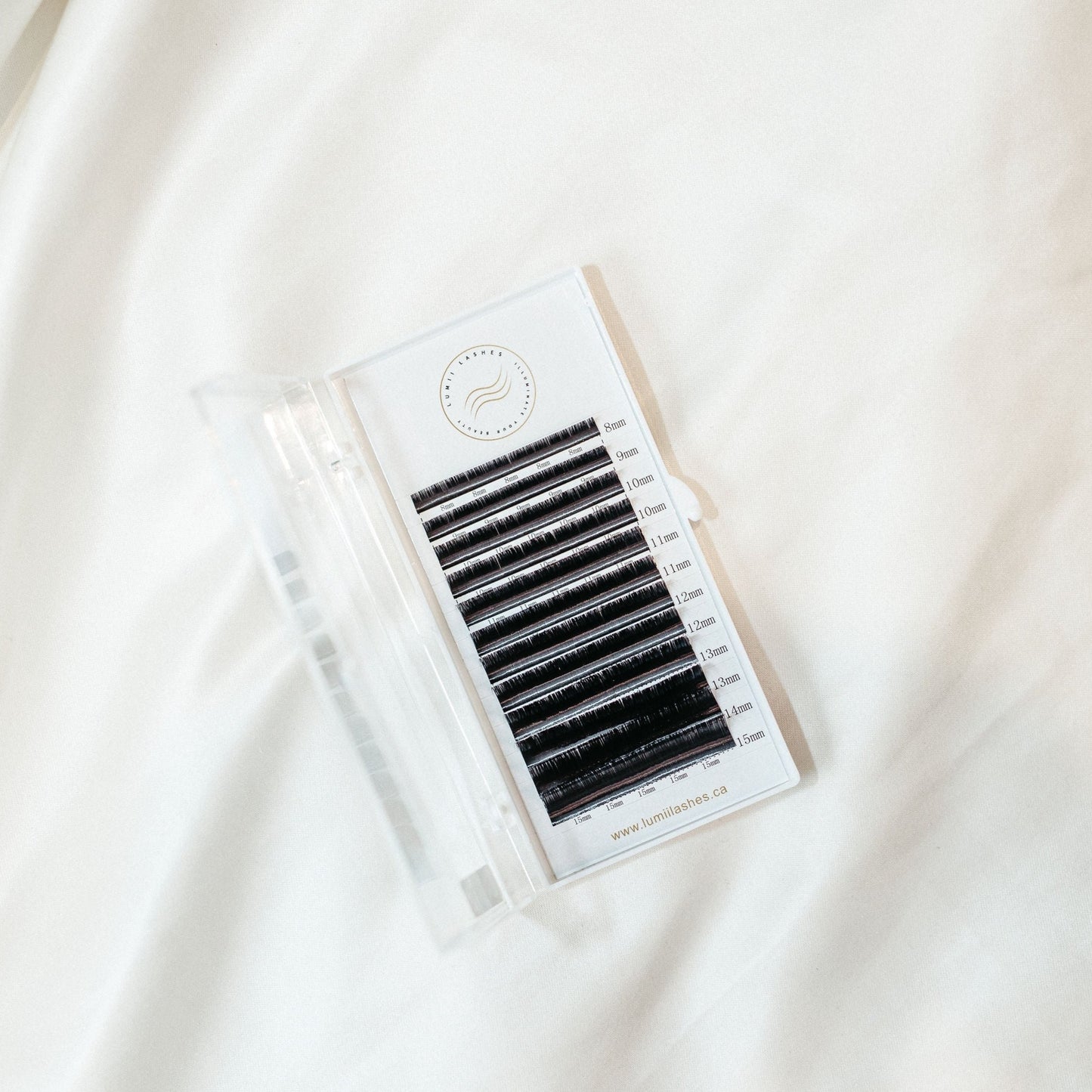 eyelash extensions, lashes thick, volume , hybrid, mega volume lashes, mega volume eyelashes,